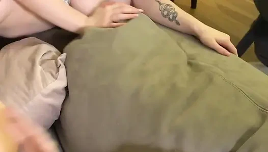 3 юные телочки и 2