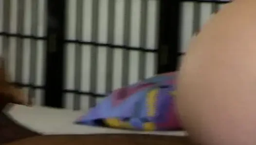 Deutsche schätzchen werden arschgefickt und mit sperma in orgie bespritzt