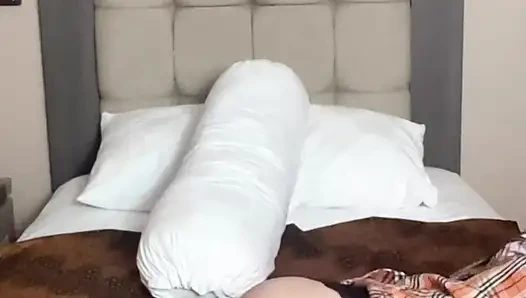 Latest Indo - Sister-in-law masturbates to crot a lot