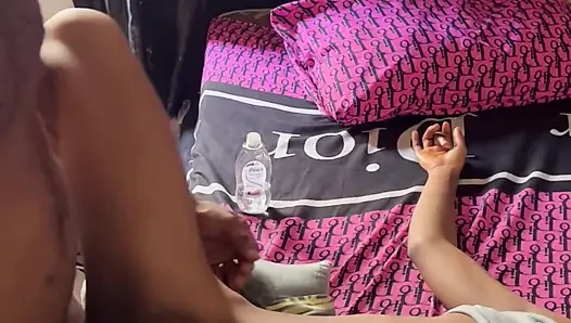 Pertama kali ngentot gadis afrika selatan yang lagi tersenyum