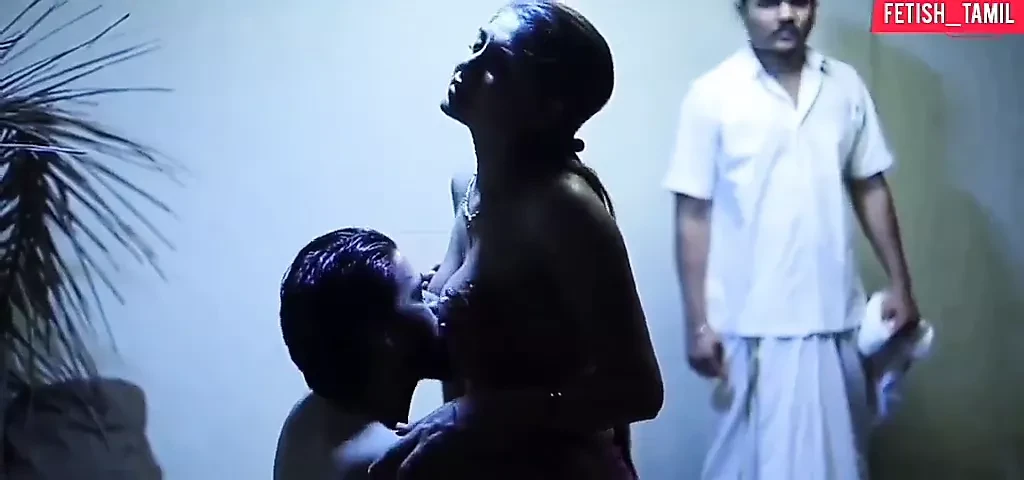 Mallu bhabhi fucking in front of her husband