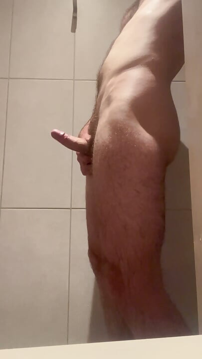 Masturbare excitată în cabina de probă