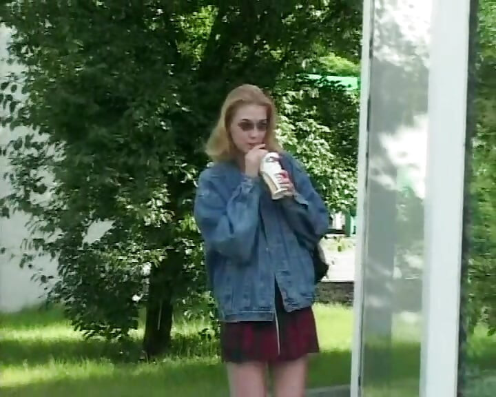 핫한 섹스 모음집에서 모든 자세의 귀여운 십대들