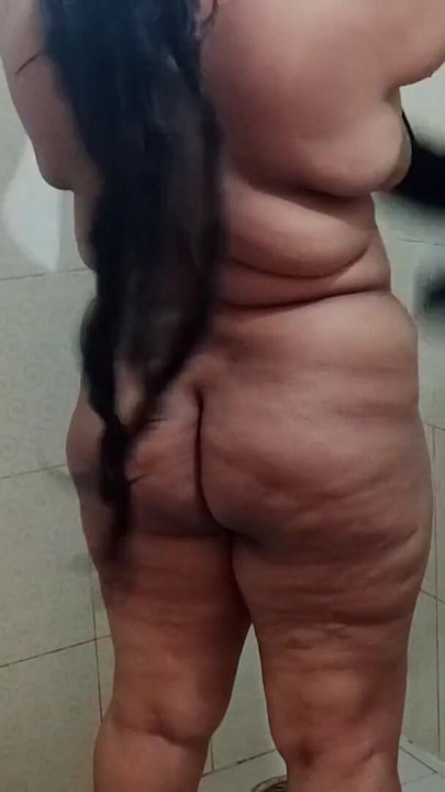 desi bathroom shower, Desi Step-sister Bathroom shower Mms | Clip 2