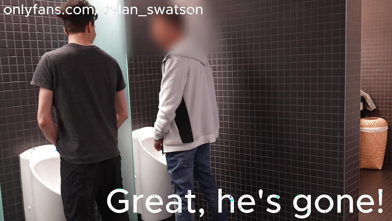 Almost caught... two straight guys blowing each other in the club restroom