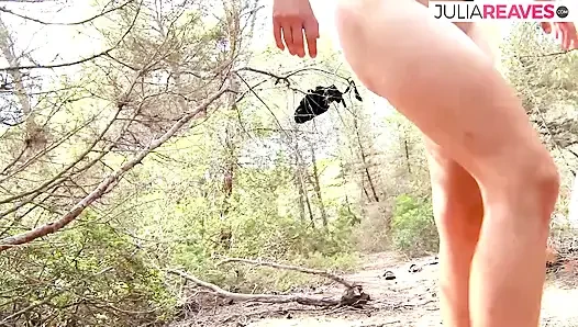 Draußen im wald, da wackeln die großen schlaffen titten