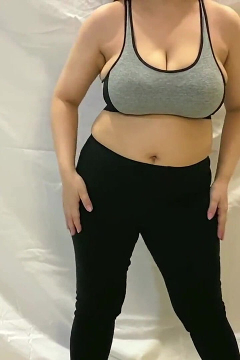 Hot Yoga with Stepmommy in Tight Leggings and Sports Bra