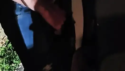 Apa yang dia lakukan. Istri nakal ini dientot habis-habisan sama cowok mesum