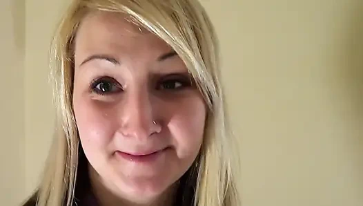 Horny with Perfect Body Gets Intense Fucking From a Muscular Guy with a Big Cock