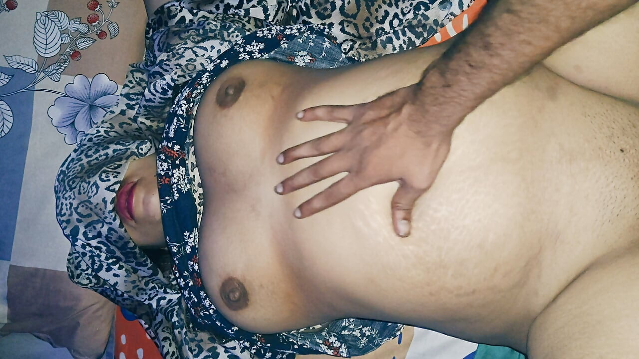 Horny Indian Bhabhi Fucking Her Husband - Desi Hard Sex