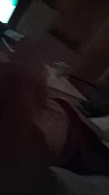 Singuratică și excitată