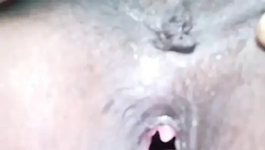 Video rekaman seks tante seksi india dijilat dan dientot habis-habisan sampai dicrot di dalam