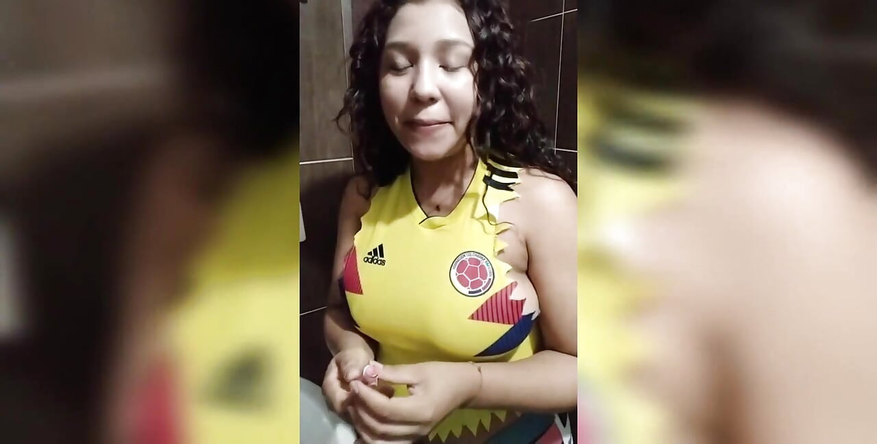 Ben kendim için bir kadın yeterli değilim düşünüyorum kocam her zaman beni reddediyor, ona sikişmek istediğimi söylüyorum ve her şey yanlış bitiyor!