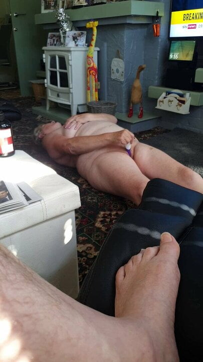 Pussy play