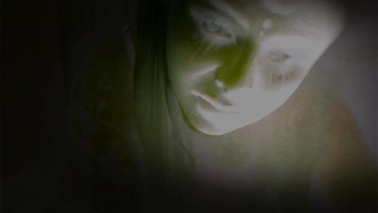 Spuitende succubus neukpartij