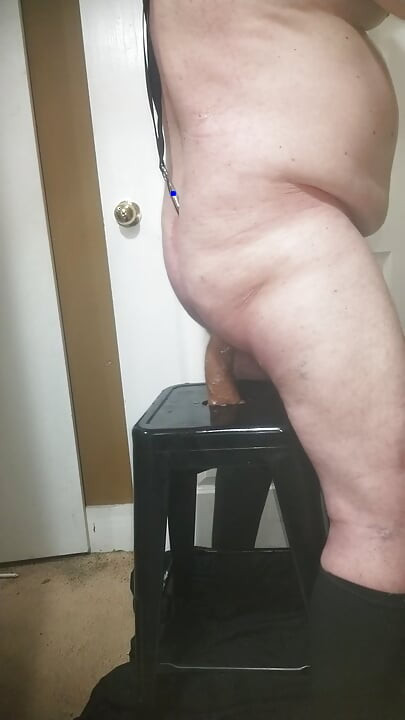 Jarmus riding a variety of dildoes