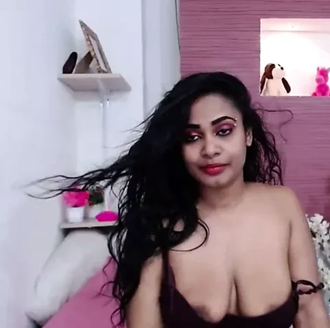 Desi aunty boobs