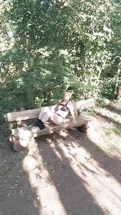 I'm a Little Slut Who Loves Showing off Her Ass