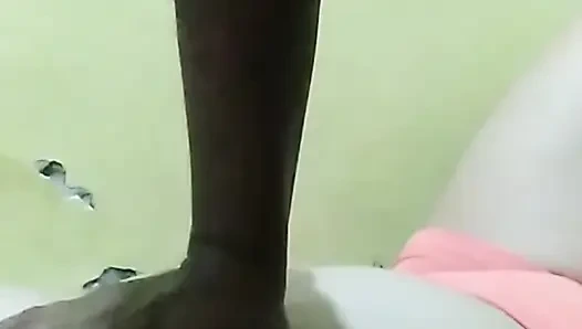 Masseuse gets beautiful and sexy female customers