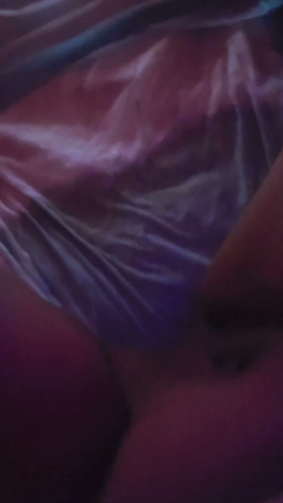 VIXXIE360 SQUIRTING ALIL
