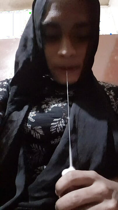 Η Desi σέξι Crossdresser δαχτυλώνεται