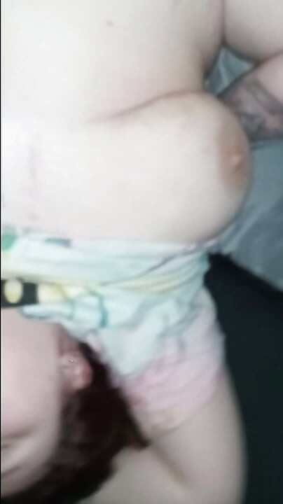 Marido me mira follar a su esposa