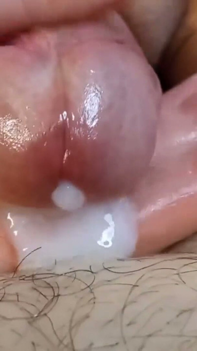 The swollen dick cums profusely from the friction of the frenulum | Clip 1