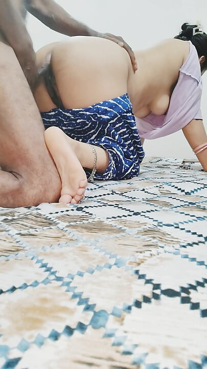 Desi bhabhi ko dever ne doggy style me hard chudai
