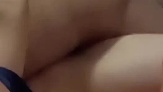 Teman cewek Rusia ini ngentot habis-habisan di apartemen pribadiku waktu istirahat setelah dia ngidam yang lainnya