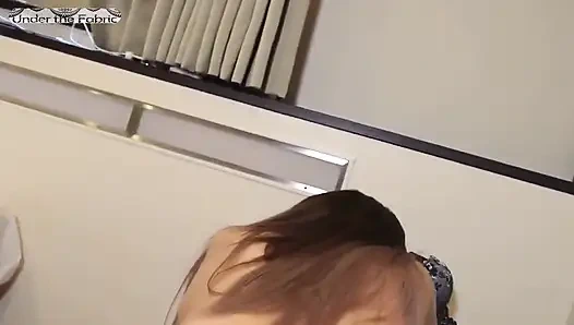 Face reveal, pelajaran pertama tanpa sensor sebagai pramugari pemula di kota kecil menemukan sisi beraninya