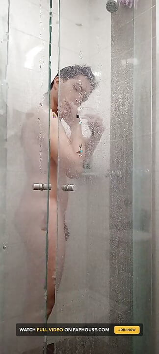 Big Dick Ducha Gym Hairy Bush Jerking off Cum in Mirror