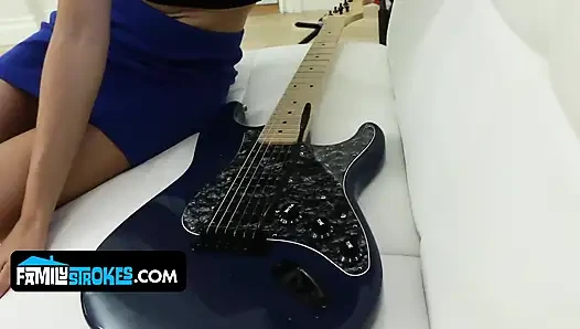 Video lengkap adik tiri hot ini dicrot sperma hangat. ally tate & masih banyak lagi