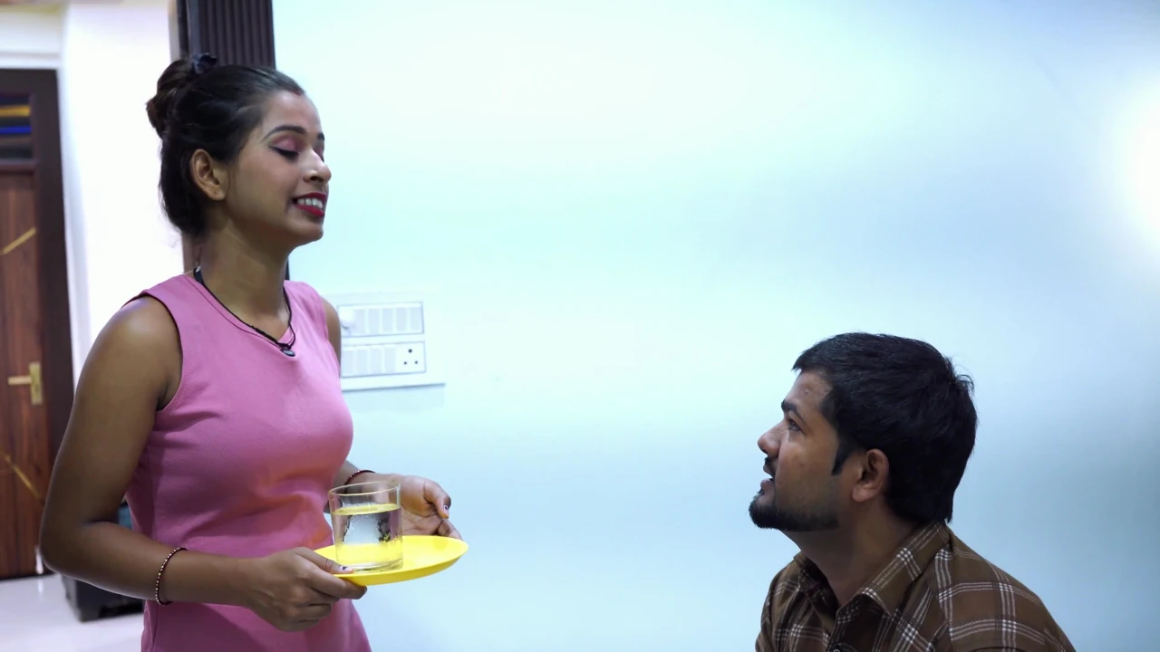 Hint Pati Ne Job Se Aakar Apni Patni Ko Chudayi Ke Maje Karaye Tam Video