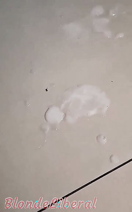 Bunu bana evli yaptı ama siklerini göstermek bile istemediler. Bol döllü diğer piçleri bekliyor
