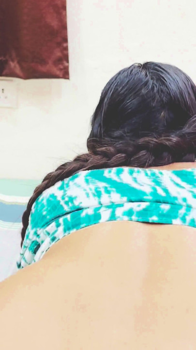 Kakak tiri Ne Muje Muth Maarte Hue Dekha Aur Khudki Jabardast Chudai Karwaayi Mujhe Bura Mazaa Diya