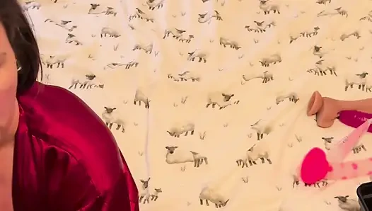 relaxing finger bang and hard multiple hand orgasm