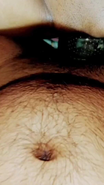 TROROSE DESI 印度美丽的 BHABHI 与又黑又粗的鸡巴性交 | 短片 1