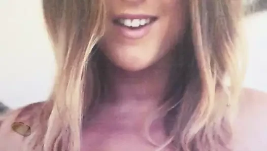 Stacey havuzuna boşalıyor