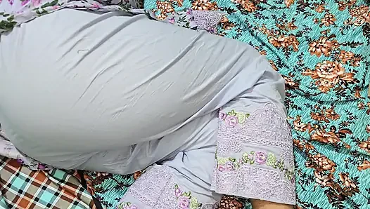 Video rekaman seks pasangan amatir devar bhabi - audio urdu pakistan yang jernih