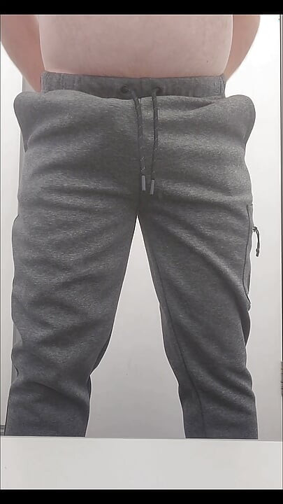 Przymierzaj ubrania z przyjemnym zakończeniem.