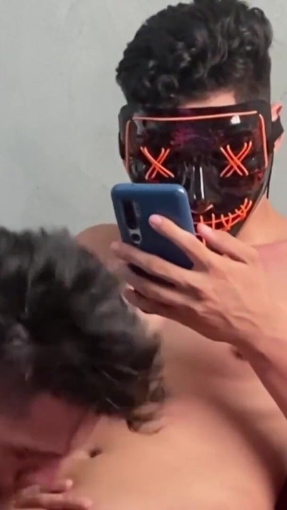 Jaw-dropping moment from "Straight buddy get sucked while watch porn"