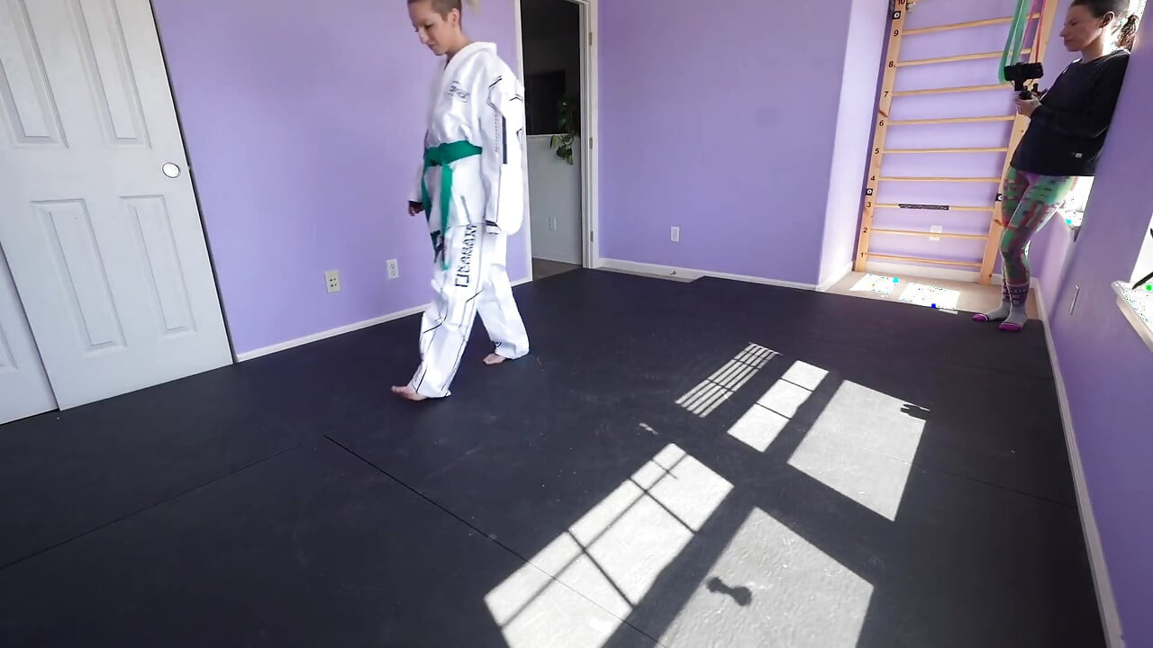 Bts ローラ・クロス Vs アンディ・サベージ・セックスレスリング