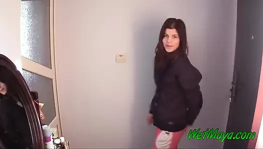Кофе заставляет ее много писать