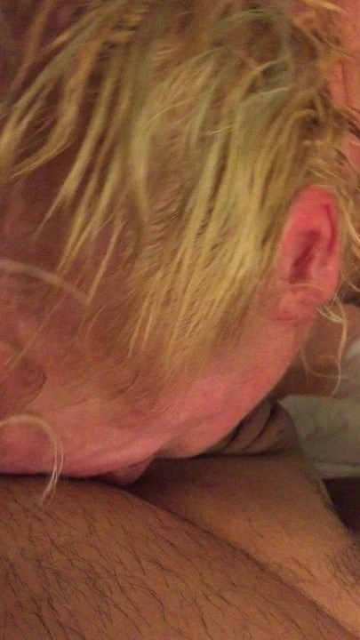 Milf gives great head2
