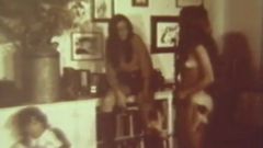 Groupie -meisjes laten mannen ze hard neuken (vintage uit de jaren 60)