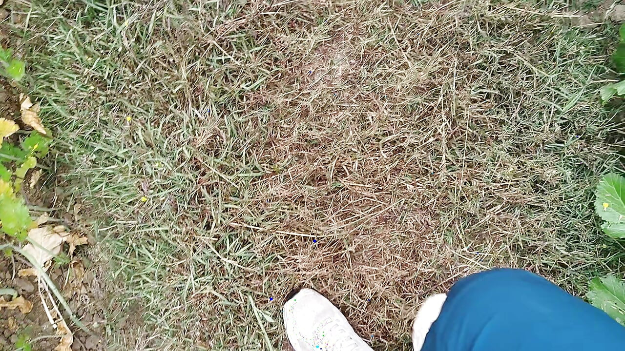 Kheton mein sex karne ka maja hi kuchh aur Hai