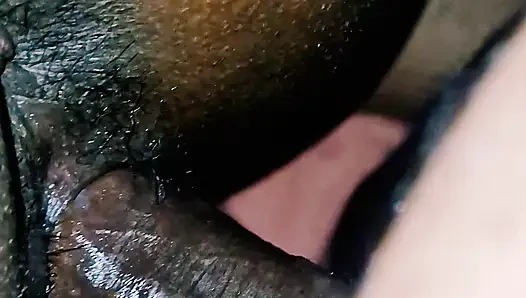 Beni sert sik. Üvey anne ve üvey oğlu sert sikişin tadını çıkarıyor