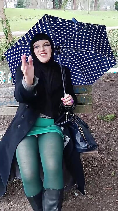 Kocamı parkta sevgilimle aldatıyorum. (Sayfamdaki tam video)