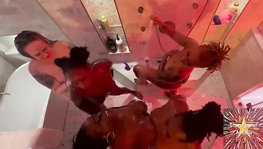 Omgianas Seifige Lesbische Duschorgie & 5-mädchen Spielzeug Spielen Doppeltes Feature