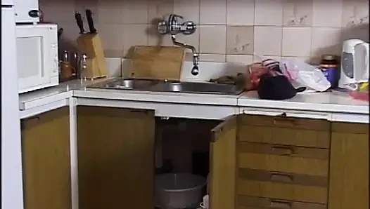 Etli Bir Kedi